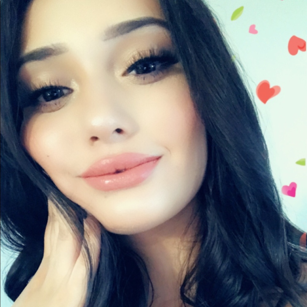 Meet your Posher, Natalie